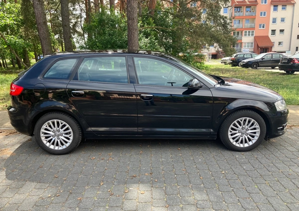 Audi A3 cena 38800 przebieg: 205600, rok produkcji 2012 z Leszno małe 407